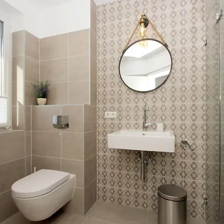 Sealodge Rügen Mit Gratis Sauna- Und Schwimmbadnutzung Im Ahoi Sellin Сasa de vacaciones *