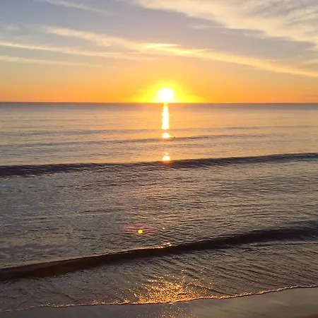 Sealodge Rügen Mit Gratis Sauna- Und Schwimmbadnutzung Im Ahoi Sellin * Goehren (Ruegen)