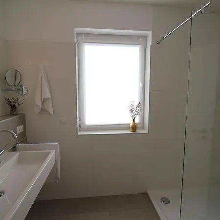 Сasa de vacaciones Sealodge Rügen Mit Gratis Sauna- Und Schwimmbadnutzung Im Ahoi Sellin