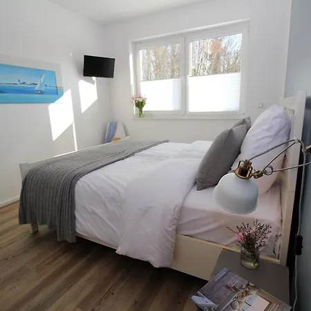 Strandnahes Haus Mit Meerblick, Gratis Nutzung Vom Ahoi Erlebnisbad Und Sauna In Sellin - Sealodge Ruegen Feriehus Goehren (Ruegen)